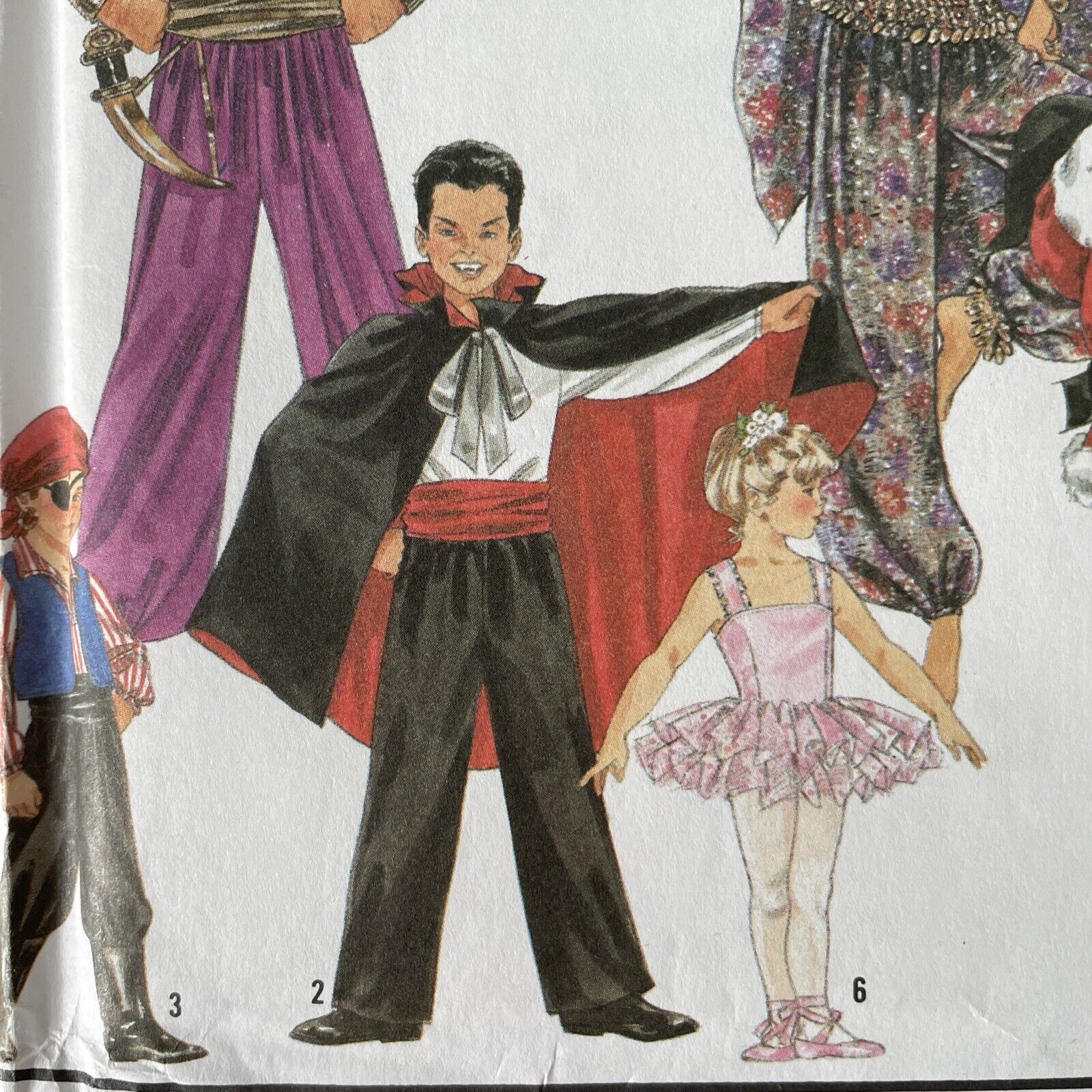 Simplicity 8289 Size S-L Fancy Dress Dracula Ballet Pirate FF *