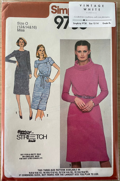 Simplicity 9758 Womens Size 12-14 Dress