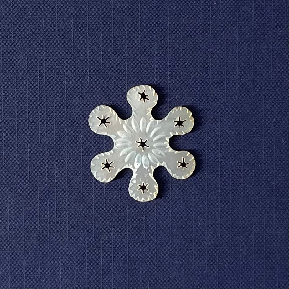 Antique Mother-of-Pearl Star-Pierced Floral Thread Winder c.1850-80s