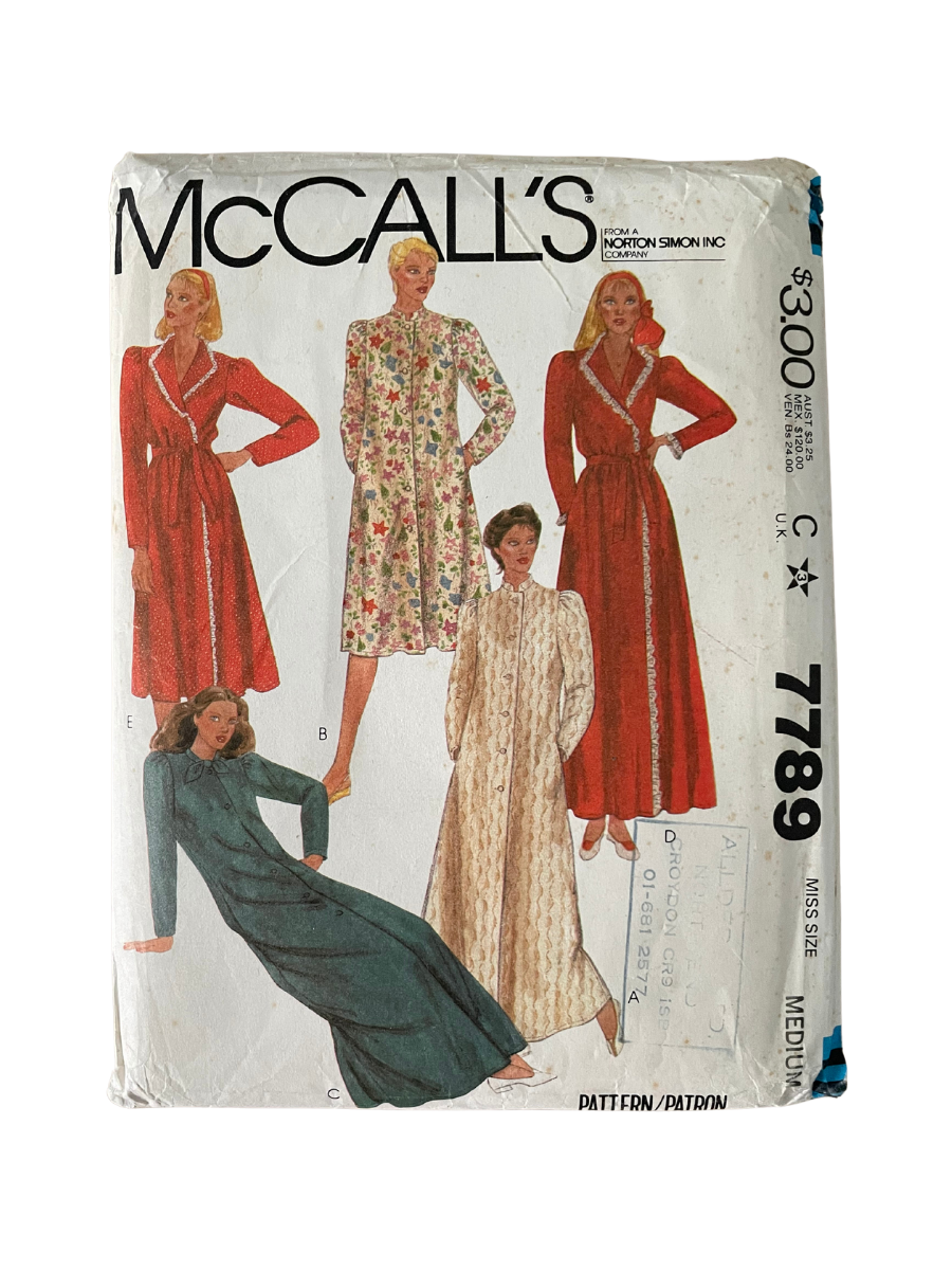 McCalls 7789 Size M Dressing Gown Robe FF *